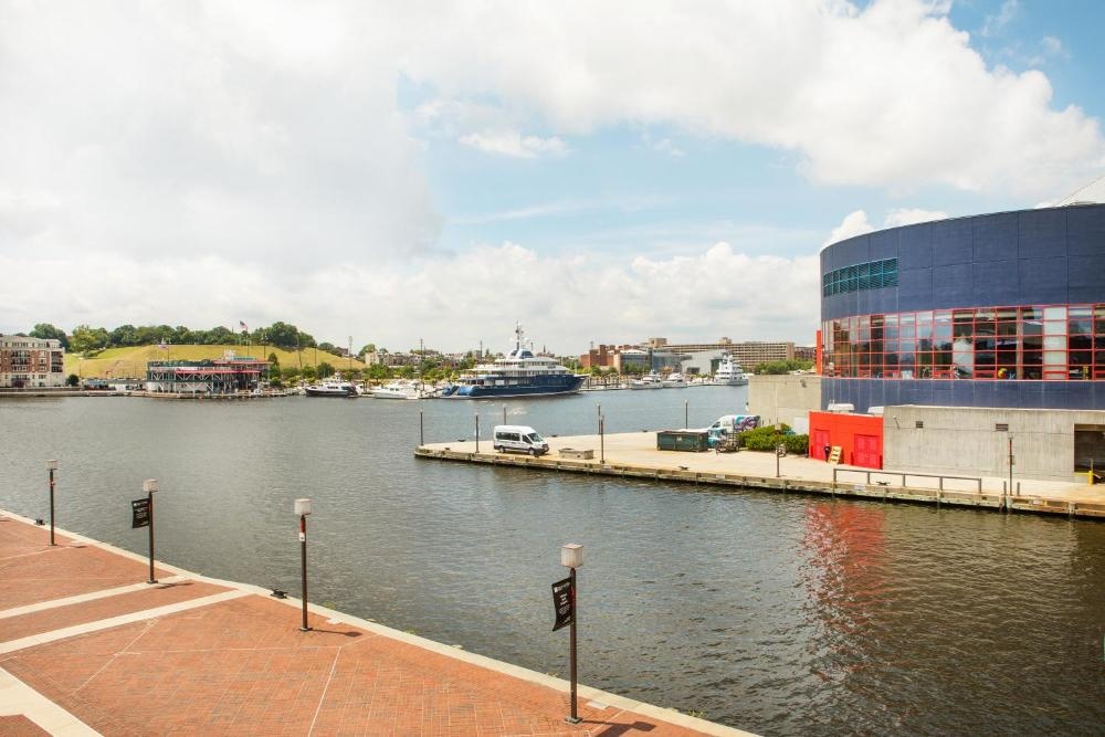 Pier 5 Hotel Baltimore